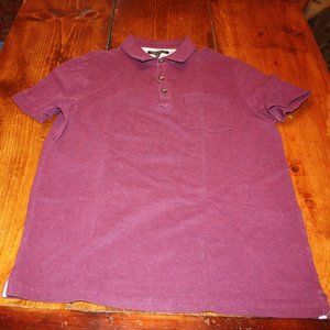 Banana Republic Cranberry Short Sleeve Men's Polo. Size Medium. Three Button.